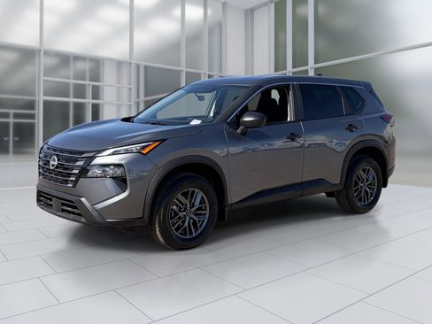 New 2026 Nissan Rogue S image 2