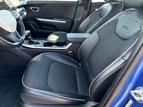 Certified 2025 Kia K4 GT-Line w/ GT-Line Sunroof Package FWD image 19