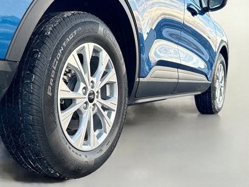 Certified 2023 Ford Escape Active image 16