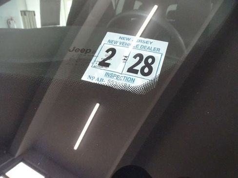 Certified 2023 Jeep Grand Cherokee Altitude image 26