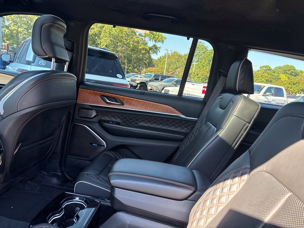 Used 2021 Jeep Grand Cherokee L Summit AWD/4WD image 48