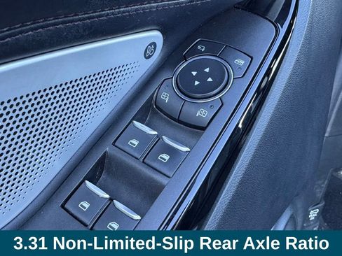 Used 2022 Ford Explorer Platinum w/ Equipment Group 601A image 16