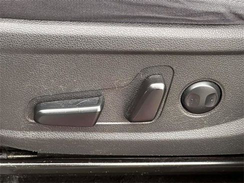 Certified 2022 Hyundai Santa Fe SEL image 12