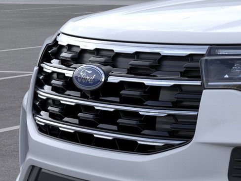 New 2026 Ford Explorer Active RWD image 43