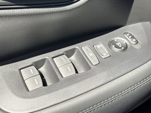 New 2026 Honda HR-V LX image 24