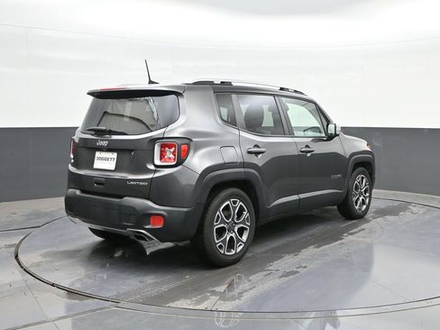 Used 2018 Jeep Renegade Limited w/ UConnect 8.4 Nav Group FWD image 11
