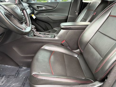 Used 2023 Chevrolet Equinox RS w/ RS Leather Package FWD image 17