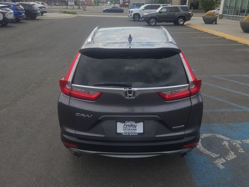 Used 2018 Honda CR-V Touring image 10