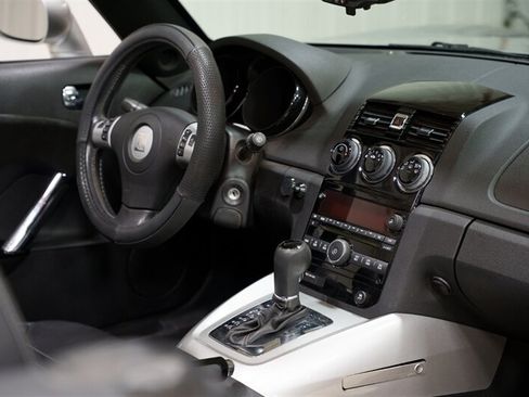 Used 2008 Saturn Sky w/ Premium Trim Package RWD image 14