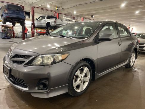 Used 2012 Toyota Corolla S image 7