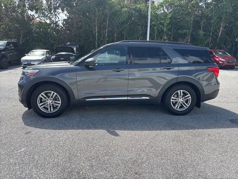 Certified 2020 Ford Explorer XLT w/ Equipment Group 202A image 4