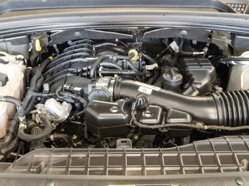 Certified 2023 Jeep Grand Cherokee Limited w/ Black Appearance Package image 20