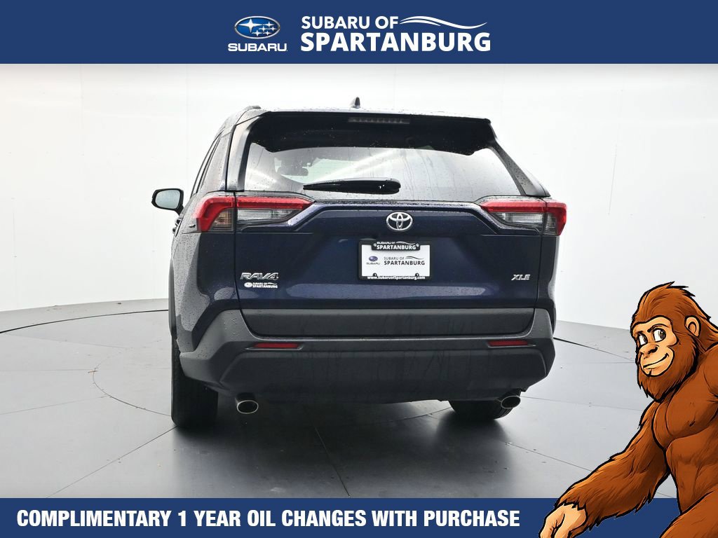 Used 2025 Toyota RAV4 XLE FWD image 7