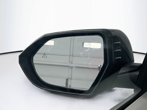 Used 2025 Hyundai Kona SEL AWD/4WD image 16