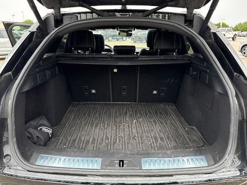 Used 2020 Land Rover Range Rover Velar R-Dynamic S image 26