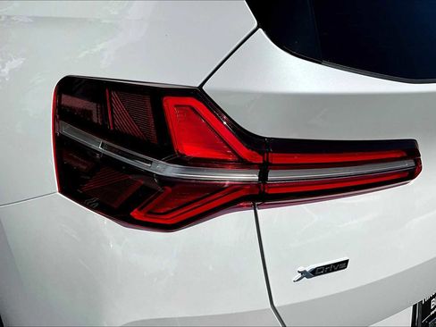 New 2026 BMW X3 xDrive30 w/ Premium Package image 14