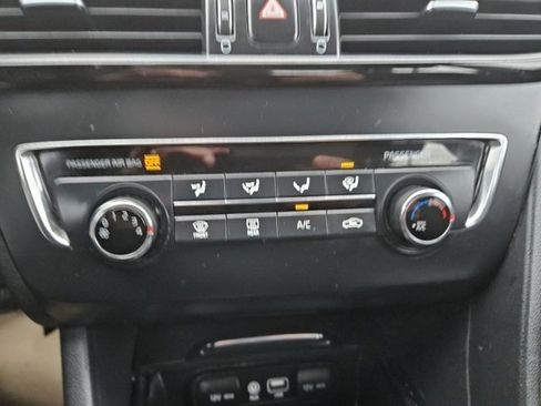 Used 2017 Kia Optima LX image 28