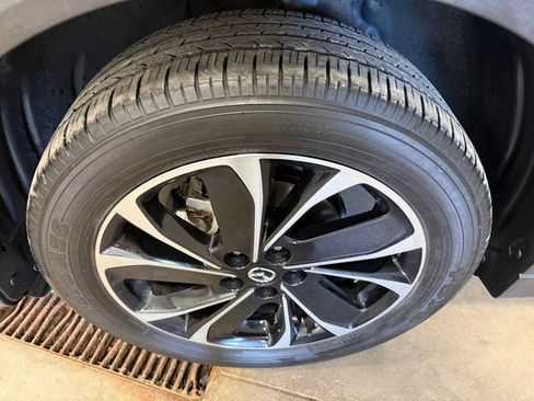 Certified 2023 MAZDA CX-5 AWD 2.5 S w/ Premium Plus Pkg image 8
