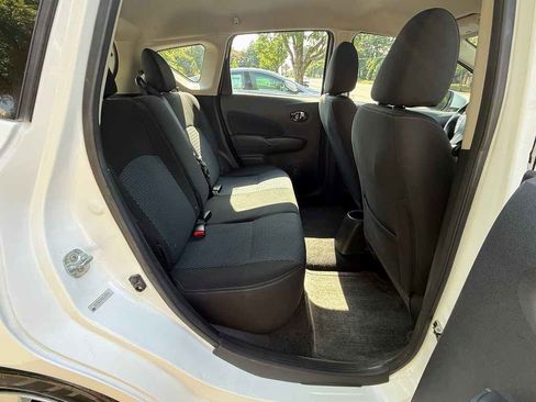 Used 2017 Nissan Versa Note SV FWD image 12