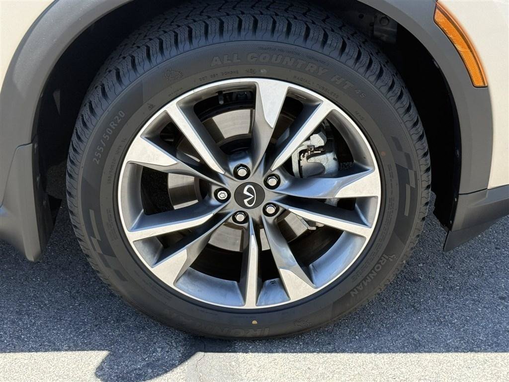 Used 2023 INFINITI QX60 Luxe w/ Vision Package AWD/4WD image 9
