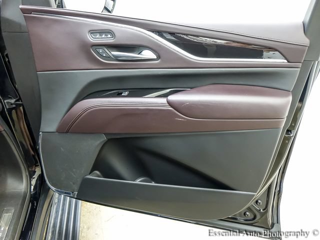 Used 2021 Cadillac Escalade Premium Luxury Platinum AWD/4WD image 30