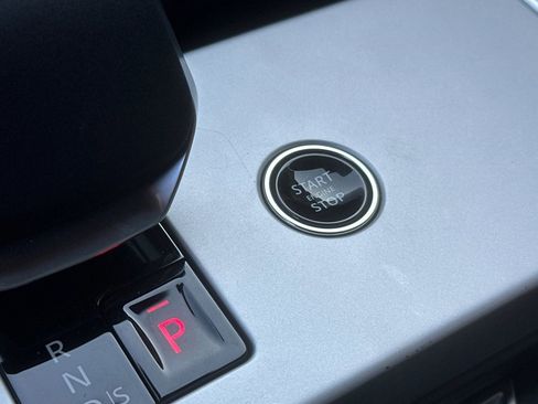 New 2026 Land Rover Range Rover SE image 27