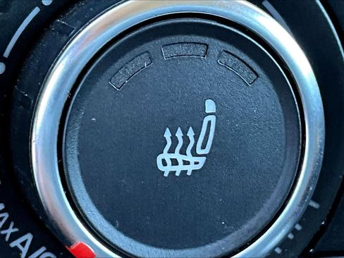 Used 2013 Volkswagen Jetta TDI image 29