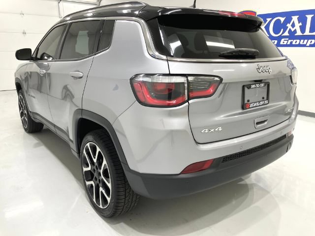 Used 2018 Jeep Compass Limited w/ Navigation Group AWD/4WD image 17