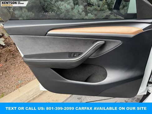 Used 2024 Tesla Model Y Long Range image 17