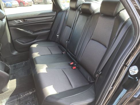 Used 2019 Honda Accord Sport image 13