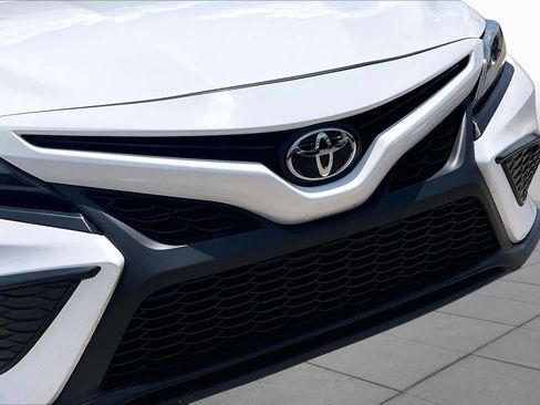 Used 2024 Toyota Camry SE w/ Protection Package (Q2) (TMS) AWD/4WD image 30