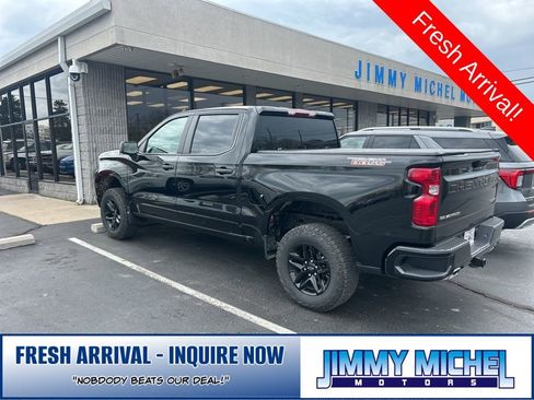 Used 2025 Chevrolet Silverado 1500 Custom Trail Boss image 3