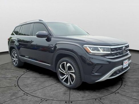 Used 2023 Volkswagen Atlas SEL AWD/4WD image 3