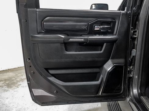 Used 2022 RAM 3500 Limited AWD/4WD image 45