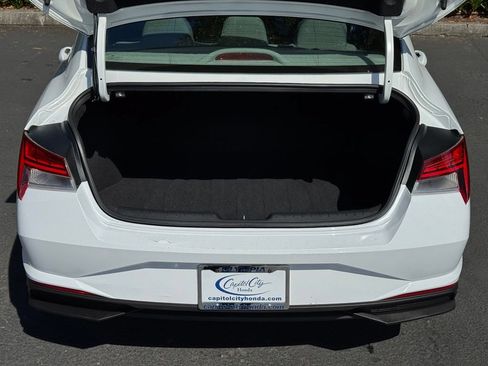 Used 2023 Hyundai Elantra Blue FWD image 30