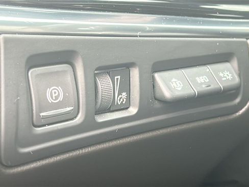 Certified 2022 Cadillac XT6 Sport w/ Technology Package image 19