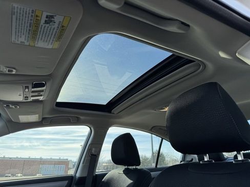 Used 2017 Subaru Legacy 2.5i Premium image 9