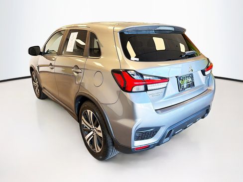Used 2021 Mitsubishi Outlander Sport SE AWD/4WD image 5