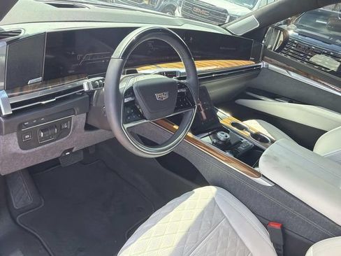 Used 2026 Cadillac Escalade Platinum Sport RWD image 24