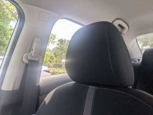 Used 2024 Nissan Sentra SV FWD image 32
