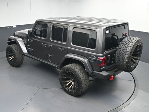 Used 2021 Jeep Wrangler Unlimited Sahara image 38