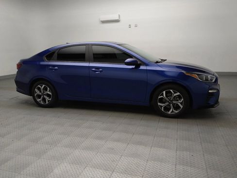 Used 2020 Kia Forte LXS image 11