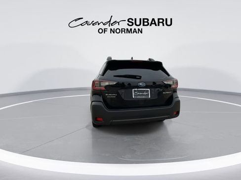 Used 2025 Subaru Outback Premium AWD/4WD image 7