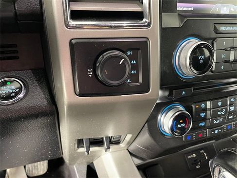 Used 2015 Ford F150 Lariat w/ Equipment Group 501A Mid image 9