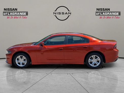 Used 2021 Dodge Charger SXT w/ Leather Interior Group RWD image 8