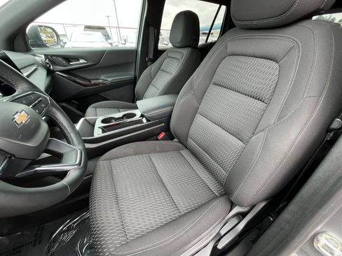 Used 2025 Chevrolet Equinox LT FWD image 36