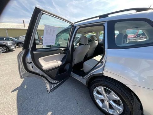 Used 2015 Subaru Forester 2.5i w/ Alloy Wheel Package AWD/4WD image 11