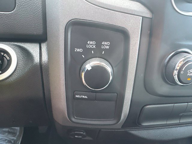 Used 2014 RAM 1500 Express AWD/4WD image 19