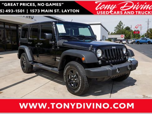 Used 2017 Jeep Wrangler Unlimited Sport w/ Max Tow Package AWD/4WD image 1