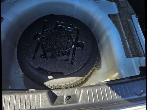 Used 2011 Hyundai Sonata Limited w/ Navigation Pkg 5 image 7